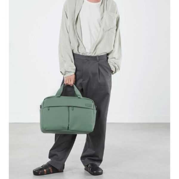 LOST IN BERLIN Sac 24 heures Dry Sage Lipault